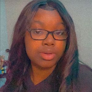 Meet your Posher, Chariona